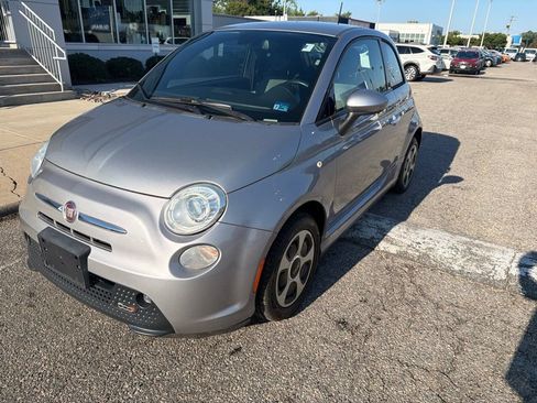Used 2015 FIAT 500 e FWD image 3