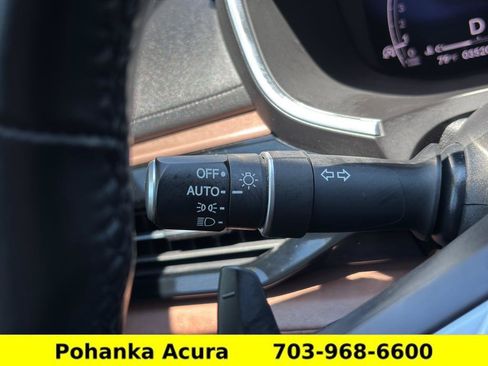 Certified 2024 Acura MDX SH-AWD w/ Technology Package image 12