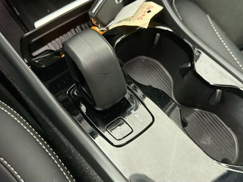 Certified 2023 Volvo C40 P8 Recharge Ultimate AWD/4WD image 18