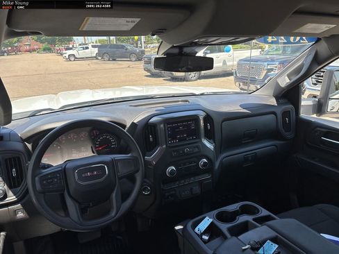 Used 2024 GMC Sierra 2500 Pro w/ Convenience Package AWD/4WD image 16