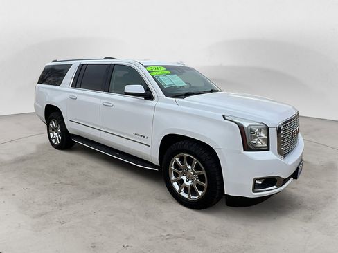 Used 2017 GMC Yukon XL Denali w/ Open Road Package image 7