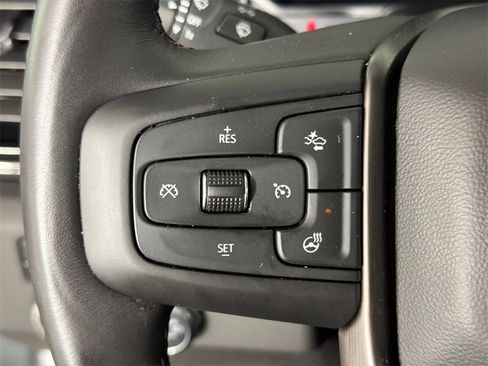 Used 2025 GMC Sierra 2500 AT4X image 26