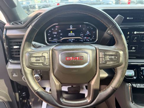 Used 2025 GMC Sierra 2500 AT4 w/ AT4 Premium Plus Package AWD/4WD image 24