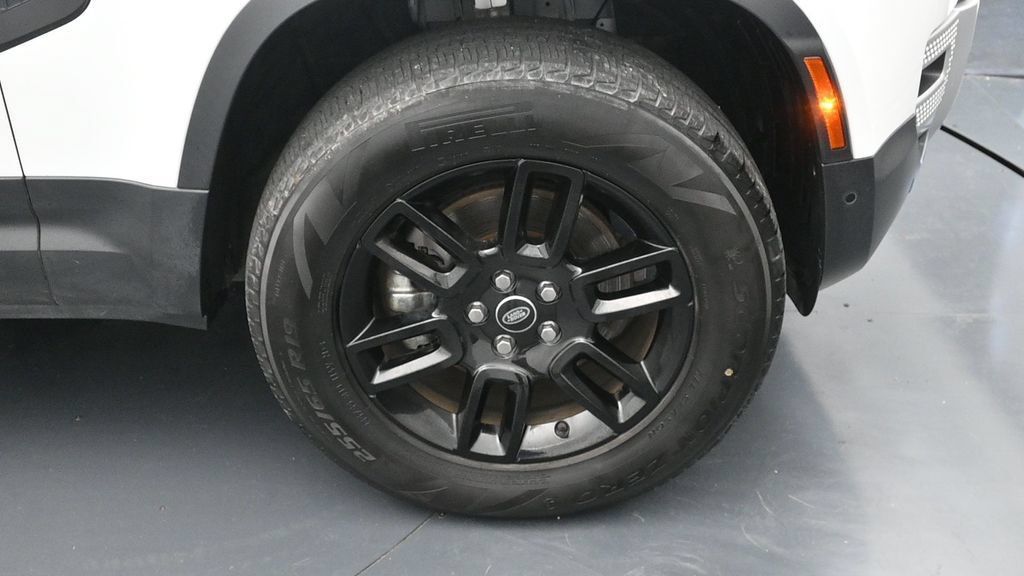 Used 2025 Land Rover Defender 110 S AWD/4WD image 16