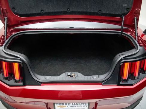 Used 2010 Ford Mustang GT Premium RWD image 12