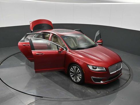 Used 2017 Lincoln MKZ Reserve w/ Climate Package image 32