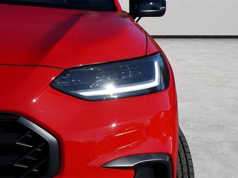 Certified 2025 Honda HR-V Sport image 4