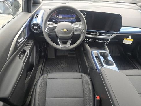 New 2026 Chevrolet Equinox EV LT FWD image 25