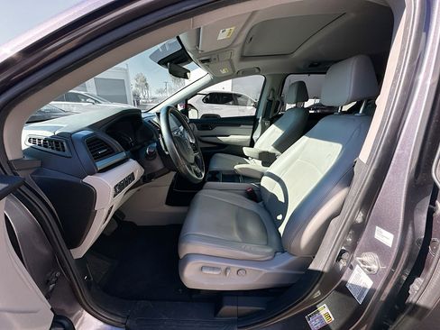Used 2019 Honda Odyssey EX-L image 13
