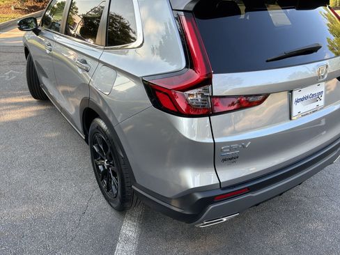 Used 2024 Honda CR-V Sport image 8