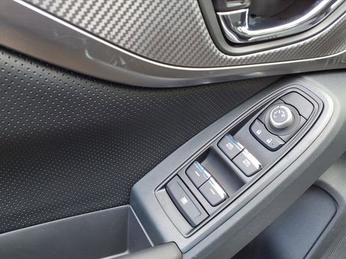 Certified 2023 Subaru Crosstrek 2.5i Limited image 11