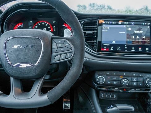 Used 2025 Dodge Durango SRT Hellcat image 32