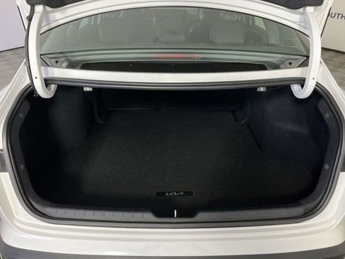Certified 2025 Kia K4 LXS image 22