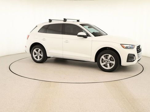 Certified 2023 Audi Q5 2.0T Premium w/ Convenience Package image 9