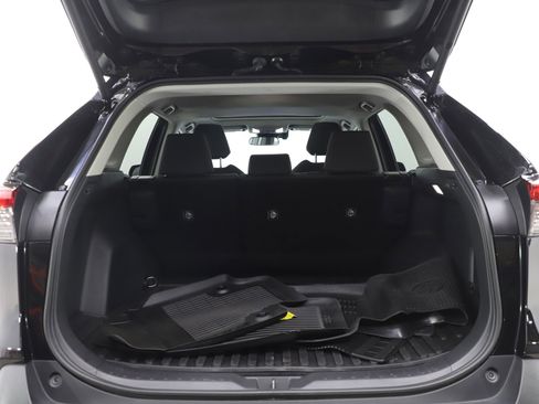 Used 2024 Toyota RAV4 XLE w/ Convenience Package image 16