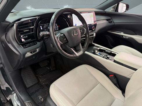 Used 2023 Lexus RX 350 FWD image 4