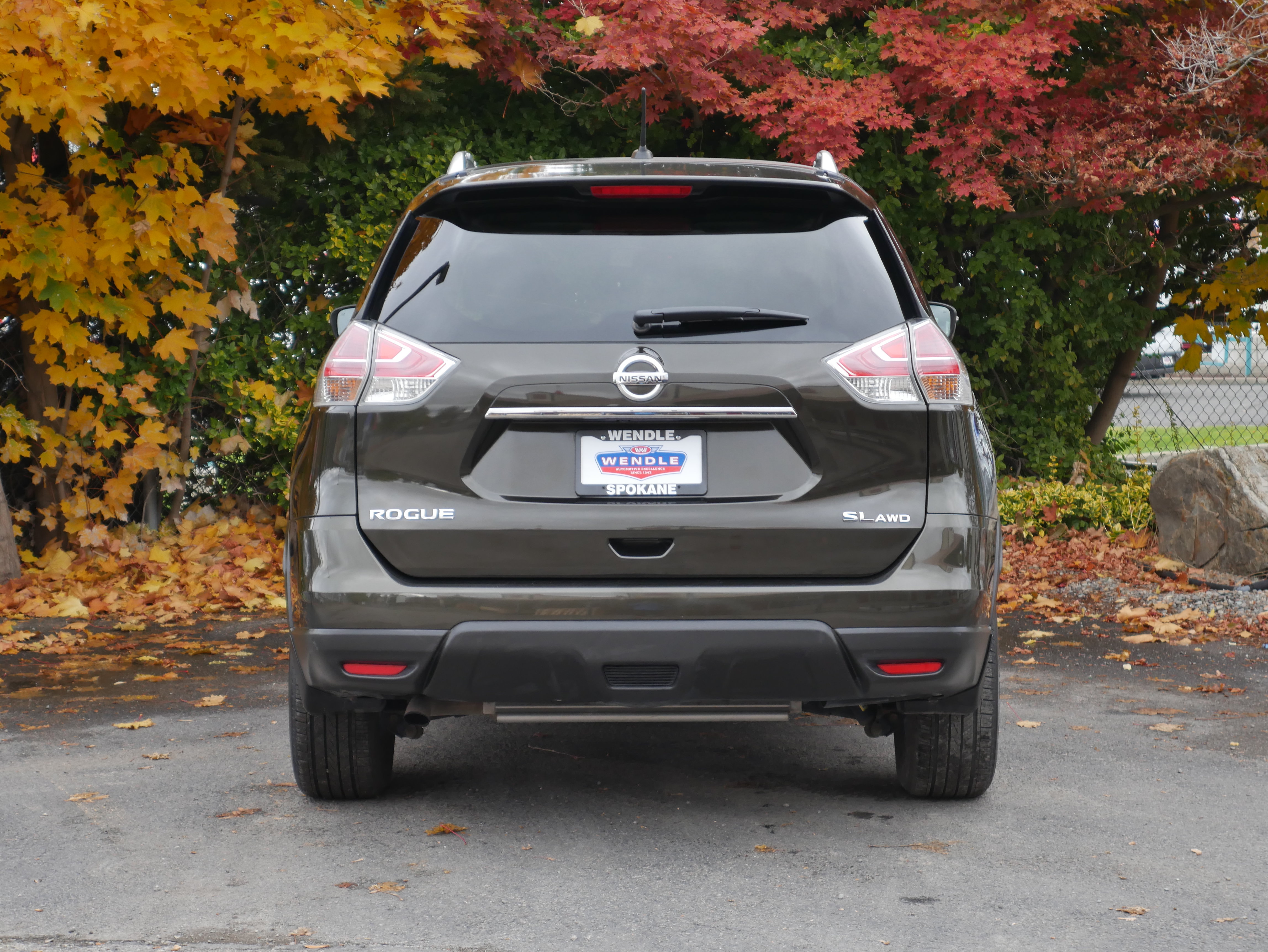 Used 2016 Nissan Rogue SL w/ SL Premium Package AWD/4WD image 20