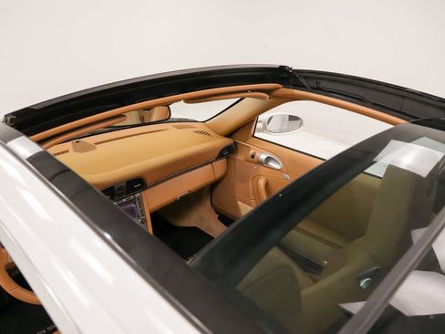 Used 2007 Porsche 911 Targa 4 image 13