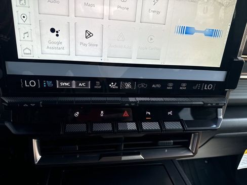 New 2025 GMC Hummer EV 3X image 34