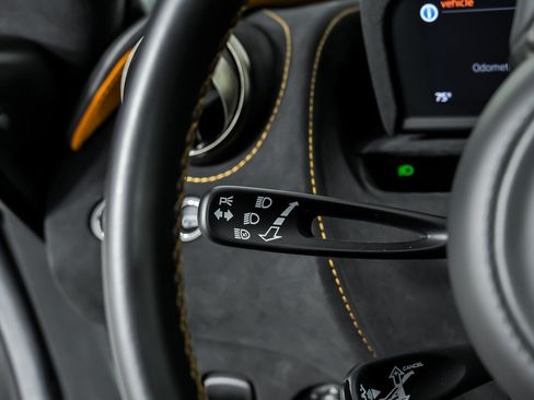 Used 2022 McLaren 720S Performance RWD image 24