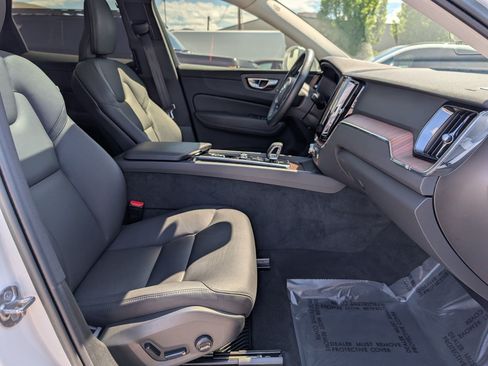 Used 2023 Volvo XC60 T8 Plus w/ Protection Package Premier AWD/4WD image 29