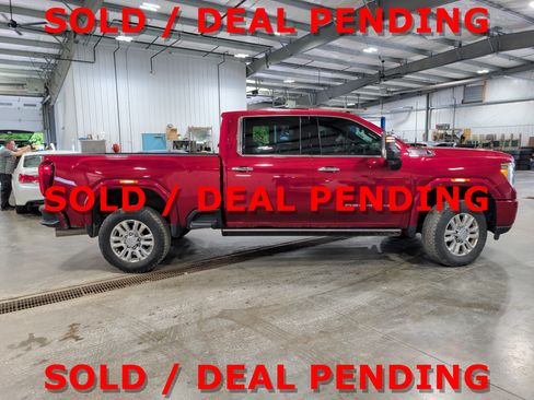 Used 2023 GMC Sierra 2500 Denali AWD/4WD image 2