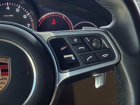 Used 2019 Porsche Cayenne AWD/4WD image 30