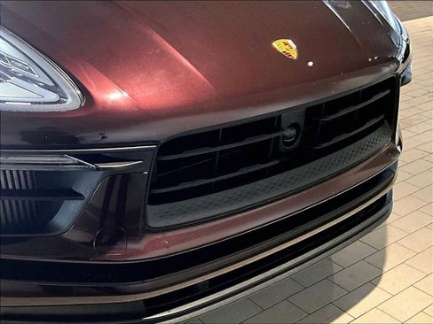 Used 2023 Porsche Macan S image 33