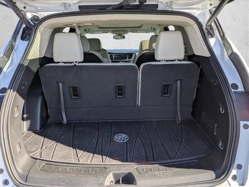 Used 2020 Buick Enclave Essence w/ Sound and Sites Package image 6
