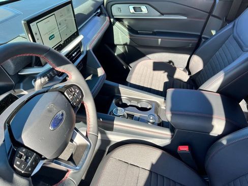 New 2026 Ford Explorer ST-Line image 16