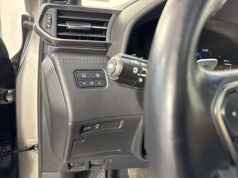 Used 2024 Lexus LX 600 4WD w/ Luxury Package image 14