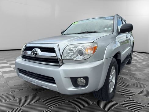 Used 2008 Toyota 4Runner SR5 AWD/4WD image 1
