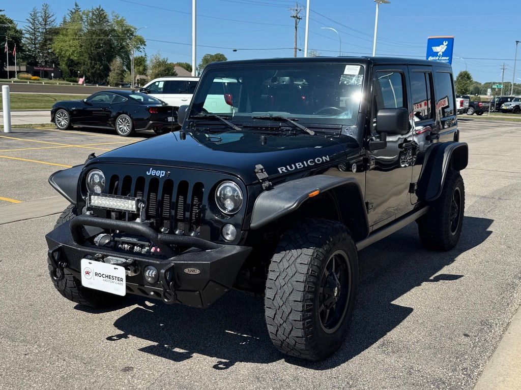 Used 2016 Jeep Wrangler Unlimited Rubicon w/ Dual Top Group AWD/4WD image 29
