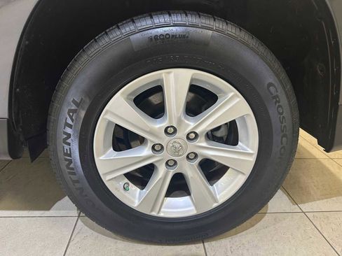 Used 2012 Toyota Highlander FWD image 8