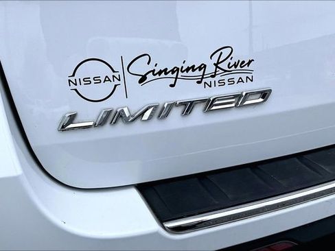 Used 2022 Ford Explorer Limited image 21