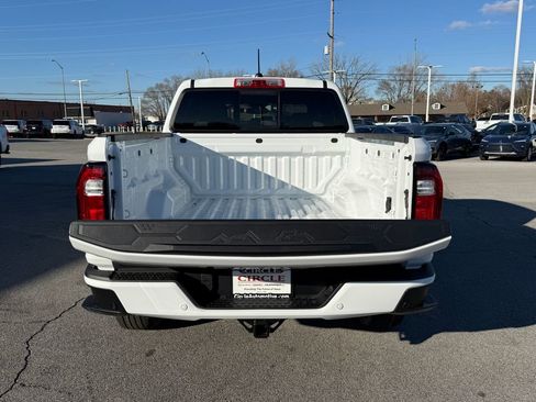 New 2026 GMC Canyon Elevation w/ Convenience Package image 4