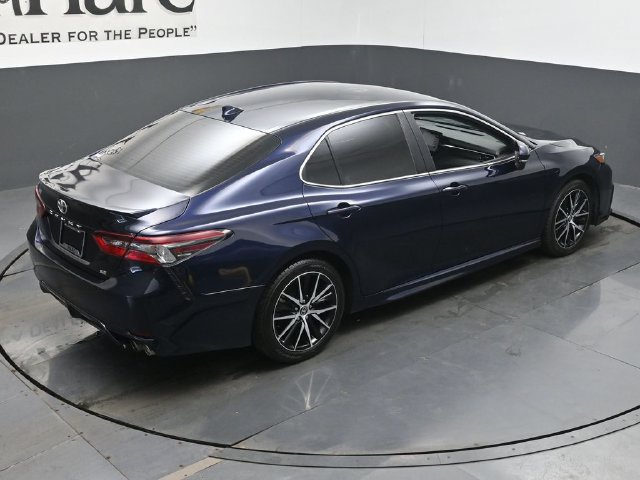Used 2022 Toyota Camry SE FWD image 43
