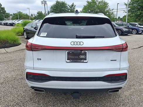Certified 2025 Audi Q5 Premium w/ Premium Plus AWD/4WD image 5