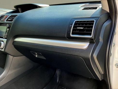 Used 2017 Subaru Crosstrek 2.0i Premium AWD/4WD image 21