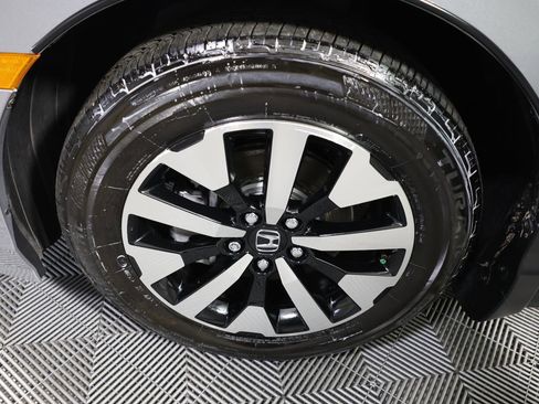 Used 2026 Honda Odyssey EX-L image 27