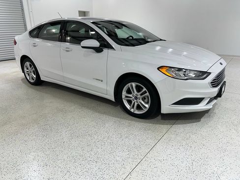 Used 2018 Ford Fusion S FWD image 7