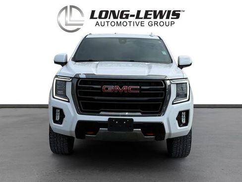 Used 2021 GMC Yukon XL AT4 w/ AT4 Premium Package image 8