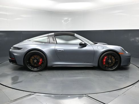 Certified 2026 Porsche 911 Targa 4 GTS w/ Premium Package AWD/4WD image 12