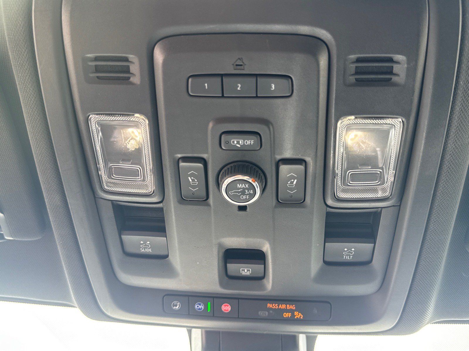 Used 2021 Chevrolet Suburban LT w/ LT Signature Package AWD/4WD image 25