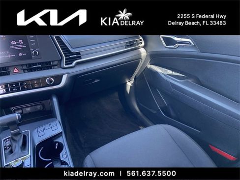 Certified 2024 Kia Sportage LX image 13