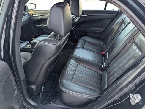 Used 2014 Chrysler 300 S image 20