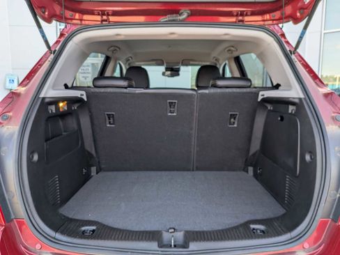 Used 2019 Chevrolet Trax LT w/ LT Convenience Package image 29