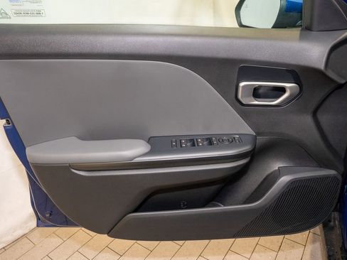 New 2025 Kia K4 LXS image 11