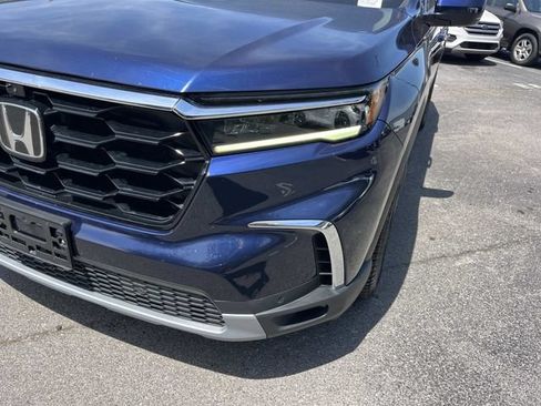 Used 2023 Honda Pilot Elite image 9