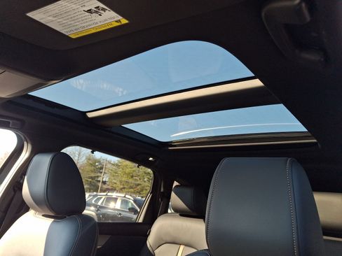 Certified 2025 MAZDA CX-70 3.3 Turbo S w/ Premium Package image 15